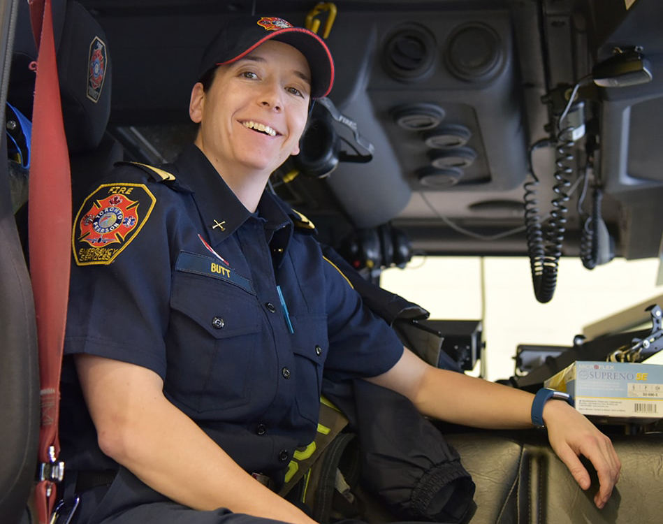 A member of the Toronto Pearson Safety Team