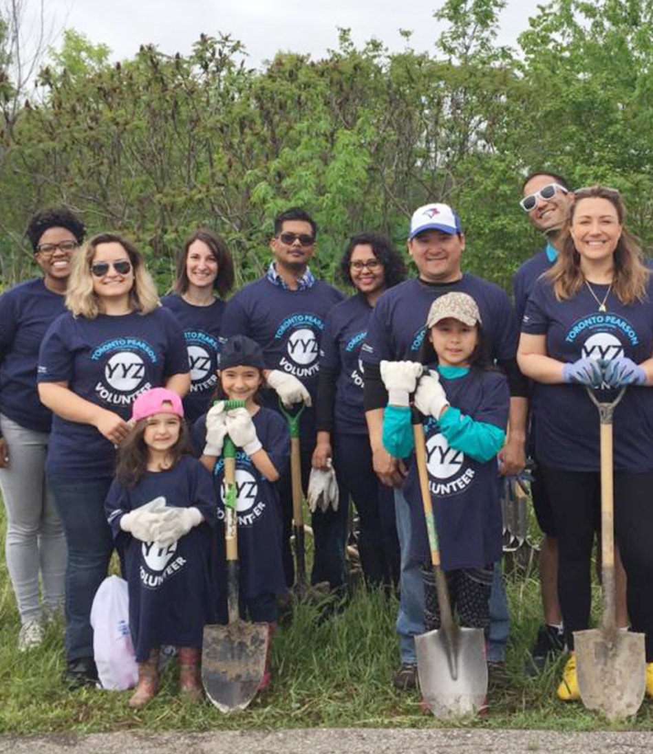 A big group of Toronto Pearson volunteers participating in an outreach program