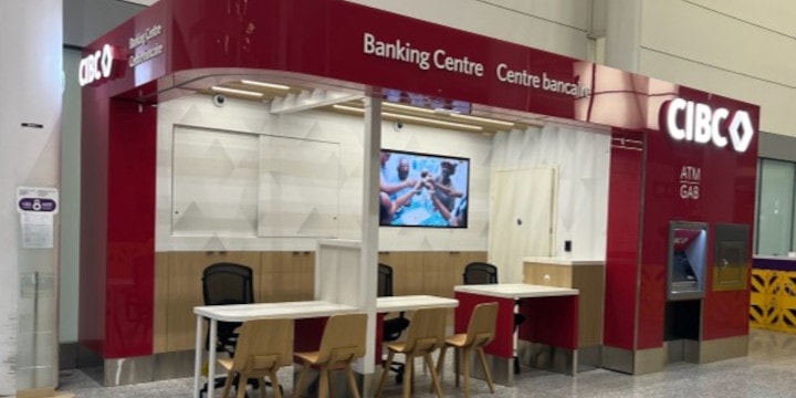 Pearson Currency Exchange - Terminal 1 - Before Security